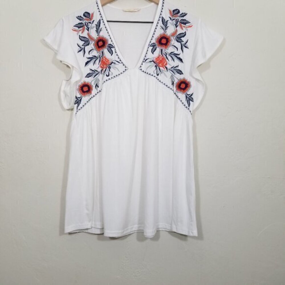 Solitaire Embroidered Floral White Top Blouse Size S